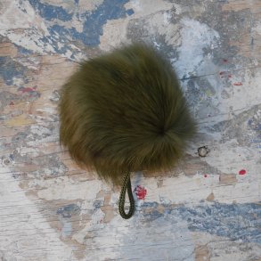 Pelskvast Kanin Olive 90mm