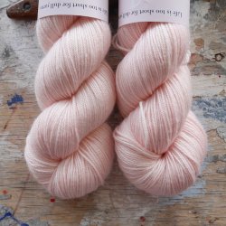 Silky Twist 'Strawberry Icecream'