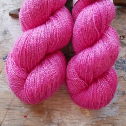 Silky Merino lace 'Pink Sari'