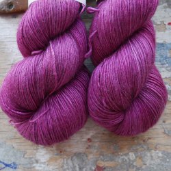 Silky Yak Singles 'Plumtastic'