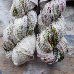 Merino Slub 'Rosebuds'