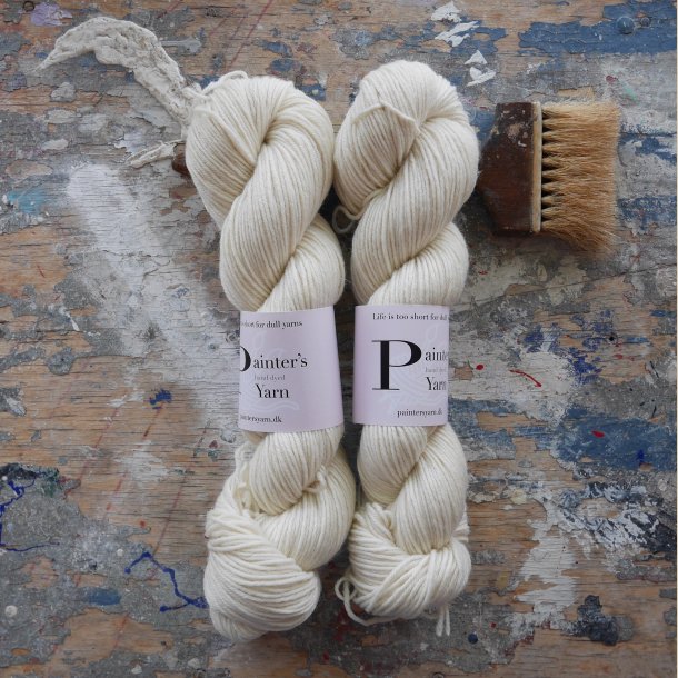 Highland Fingering 'Natural' 100g/400m