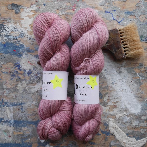 Highland Fingering 'Dusty Rose' 100g/400m