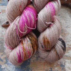 Silky Yak Lace 'Geisha'