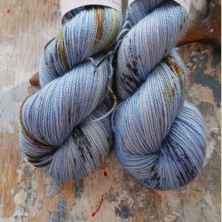Sparkling Merino 'Starry Night' Gold