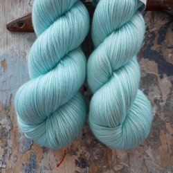 Silky Twist 'Icy Water'