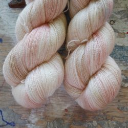 Silky Merino lace 'Blush'