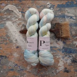 Silky Merino Lace 'Alice in Wonderland'