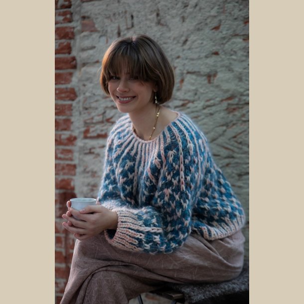 'Winter Tales' Sweater garnkits